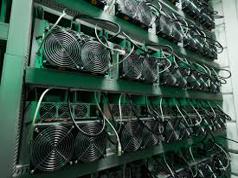 Hashprice Plunges Below $40: Red Alert for Bitcoin Mining Amid Tariff Pressure and Rising Costs